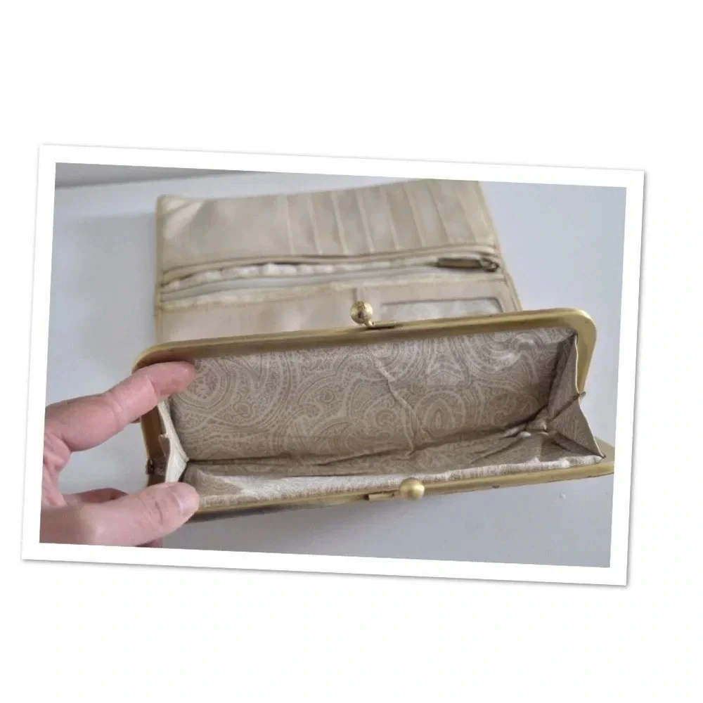 Hobo Original leather clutch